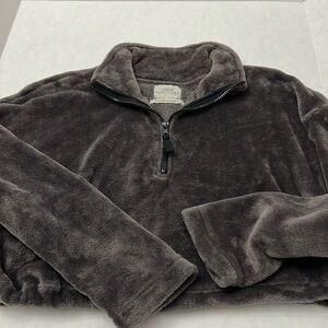 Urban Outfitters crop fleece size m